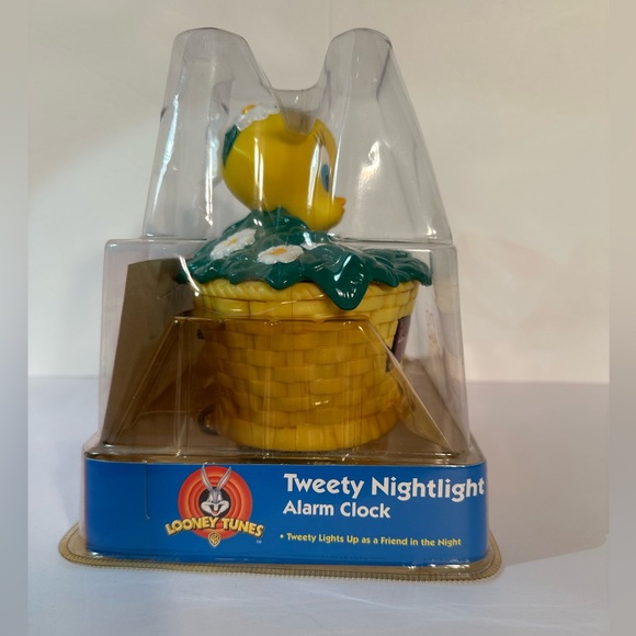 Westclox Looney Tunes Tweety Flowerbasket Nightlight Alarm Clock #32403 NIB 1999 - Picture 4 of 6